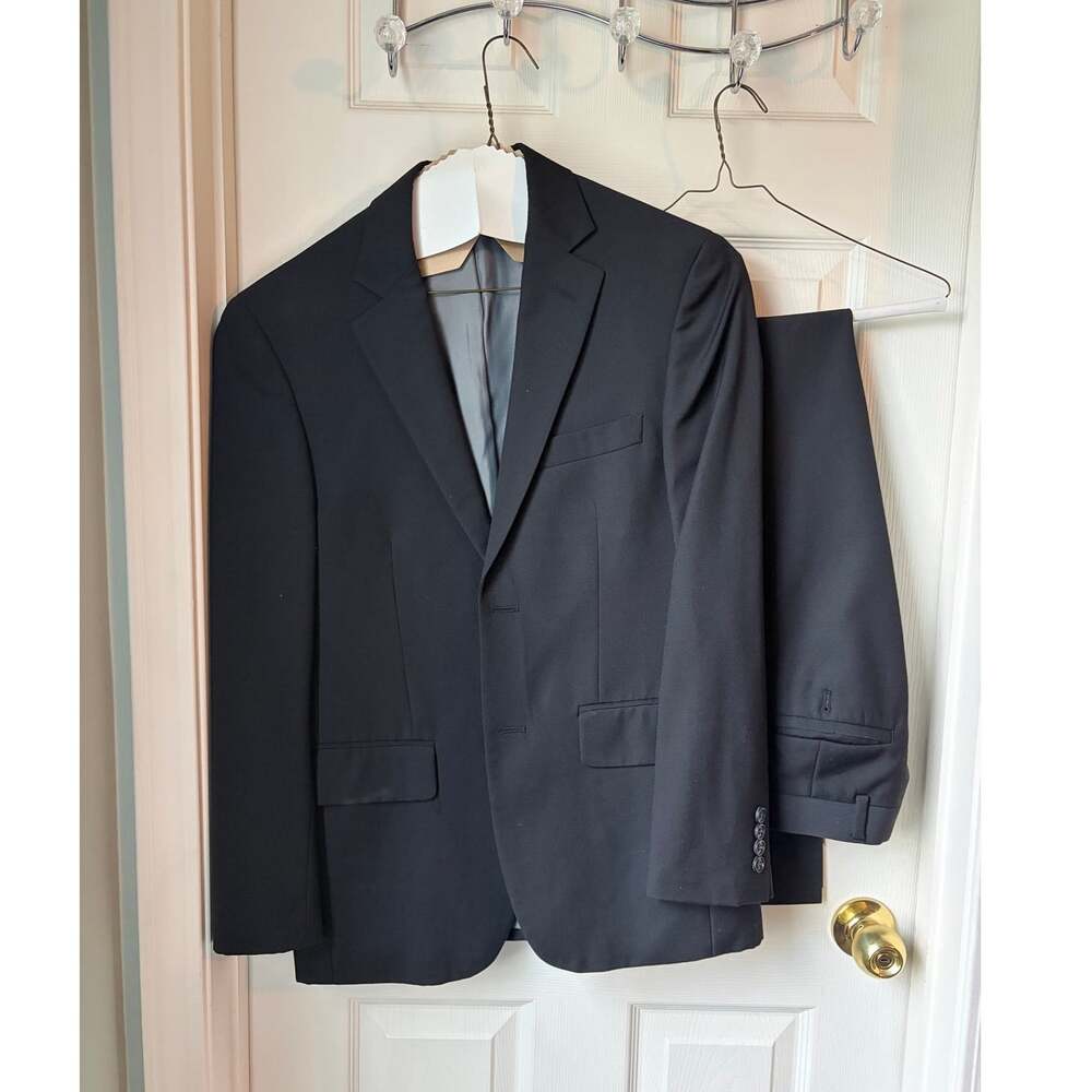 Wilke-Rodriguez Modern Fit Black 2-Piece Suit Set - 35S / 29W
